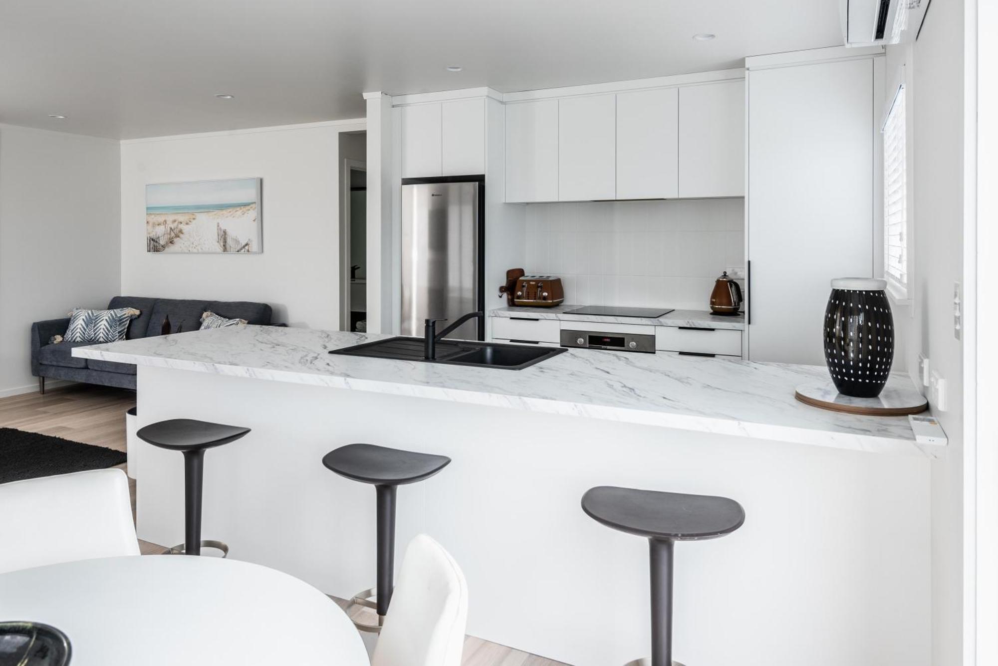 Awesome Beach House On Oceanview Road マウント・マウンガヌイ エクステリア 写真